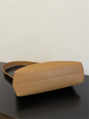 Fen.di FIRST MEDIUM Brown Leather Bag