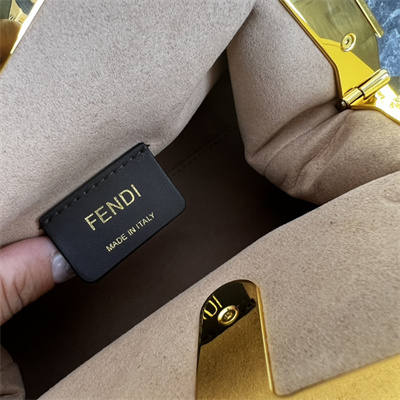 Fen.di FIRST SMALL Natural Straw Bag With White FF Embroidery