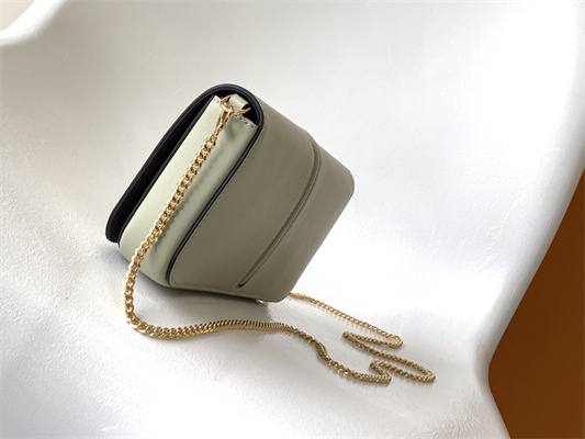 Fen.digraphy Chain Wallet Pale Green Leather