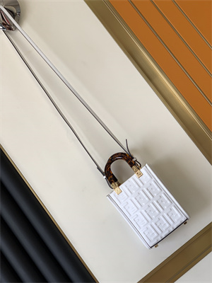 Fen.di MINI SUNSHINE SHOPPER White Leather