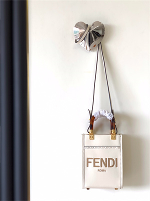 Fen.di MINI SUNSHINE SHOPPER White Leather