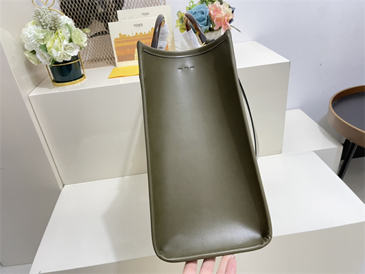 Fen.di SUNSHINE Medium Dk Green Leather Shopper