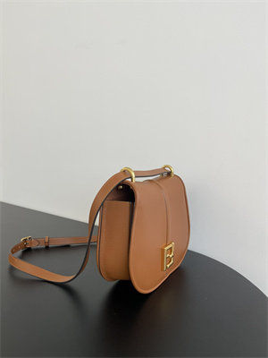 Fen.di C’mon Medium Brown Leather Bag