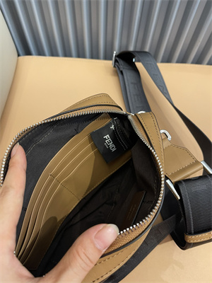 Fen.di DIAGONAL CAMERA CASE Brown Multicolor Leather Bag