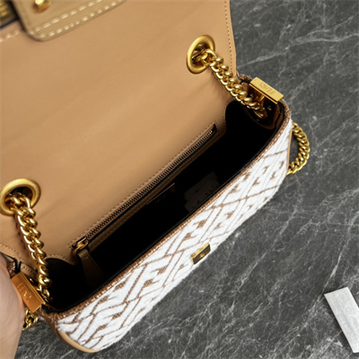 Fen.di BAGUETTE CHAIN MIDI Natural Straw Bag With White FF Embroidery