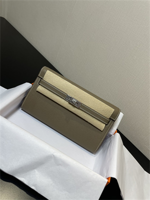 Kelly Classique To Go wallet Epsom Leather Silver Tone Metal In Etoupe Color HS