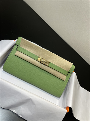 Kelly Classique To Go wallet Epsom Leather Gold Tone Metal In Vert Criquet Color HS