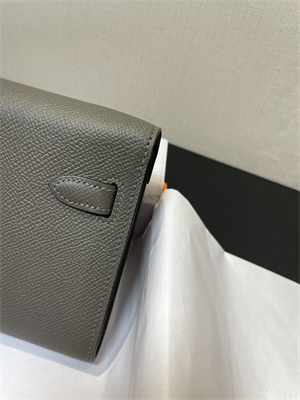 Kelly Classique To Go wallet Epsom Leather Silver Tone Metal In Etain Color HS