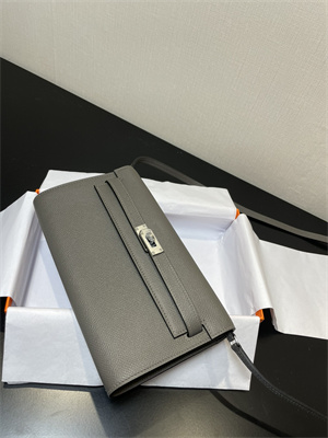 Kelly Classique To Go wallet Epsom Leather Silver Tone Metal In Etain Color HS