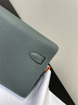 Kelly Classique To Go wallet Epsom Leather Silver Tone Metal In Vert Amande Color HS