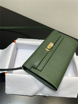 Kelly Classique To Go wallet Epsom Leather Gold Tone Metal In Vert Anglais Color HS