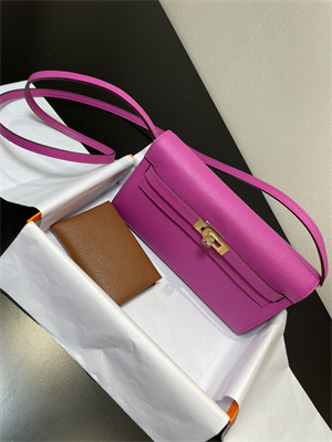 Kelly Classique To Go wallet Epsom Leather Gold Tone Metal In Magnolia Color HS