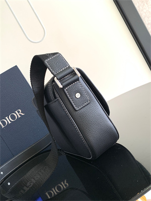 Di.or Small Saddle Messenger Bag With Flap Black Grained Calfskin
