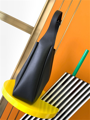 y.s.l le 5 a 7 S*pple large hobo bag in black leather