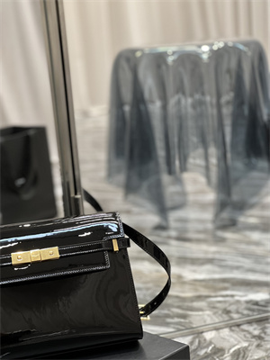 Y.S.L MANHATTAN Shoulder Bag In Black Patent Leather