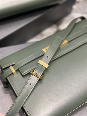 y.s.l manhattan shoulder bag in box Sa**t Lau*nt green color