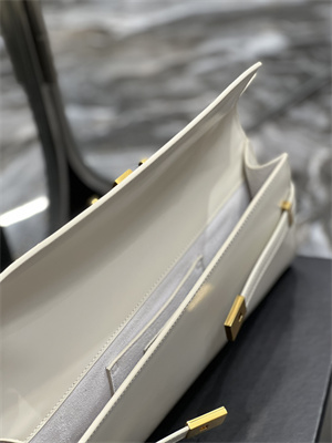 Y.S.L MANHATTAN CLUTCH IN BOX SAINT LAUREN Leather White Color