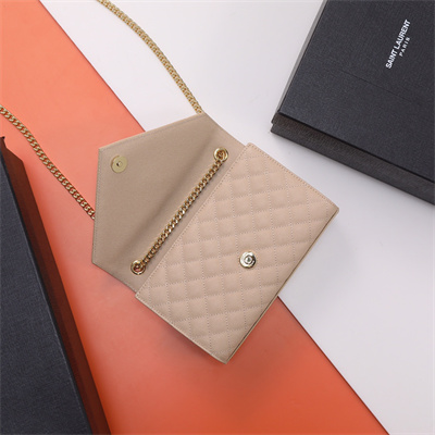 Y.S.L ENVELOPE SMALL IN QUILTED GRAIN DE POUDRE EMBOSSED LEATHER Gold Tone Metal Nude Color