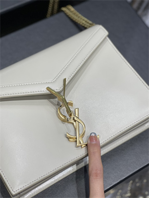 Y.S.L CASSANDRA CHAIN BAG IN BOX SAINT LAUREN Gold Tone Metal White Color