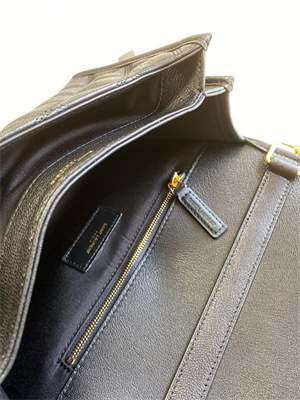 Y.S.L BECKY SMALL CHAIN BAG IN Black QUILTED LAMBSKIN Gold Tone Metal