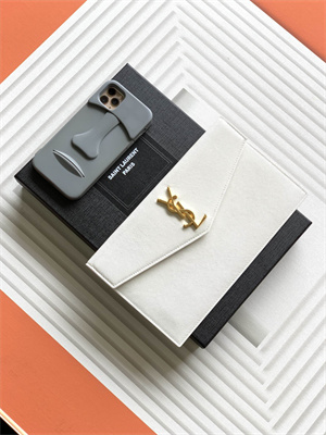 Y.S.L UPTOWN POUCH IN GRAIN DE POUDRE EMBOSSED LEATHER White Color Gold Tone Metal