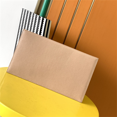 Y.S.L UPTOWN POUCH IN GRAIN DE POUDRE EMBOSSED LEATHER Beige Color Black Tone Metal