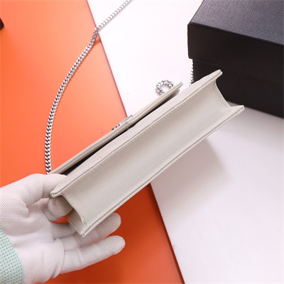 Y.S.L CASSANDRA ENVELOPE CHAIN WALLET IN GRAIN DEPOUDRE LEATHER White Color Silver Tone Metal