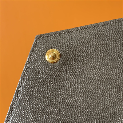 Y.S.L CASSANDRA ENVELOPE CHAIN WALLET IN GRAIN DEPOUDRE LEATHER Grey Color Gold Tone Metal