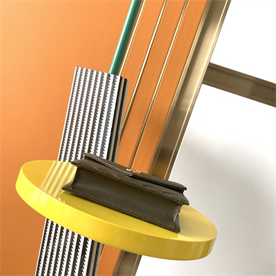 Y.S.L CASSANDRA ENVELOPE CHAIN WALLET IN GRAIN DEPOUDRE LEATHER Dk Green Color Gold Tone Metal