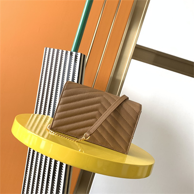 Y.S.L CASSANDRA ENVELOPE CHAIN WALLET IN GRAIN DEPOUDRE LEATHER Brown Color Gold Tone Metal