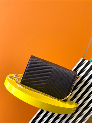 Y.S.L CLASSIC CASSANDRA CHAIN WALLET IN GRAIN DEPOUDRE LEATHER Black Color Gold Tone Metal