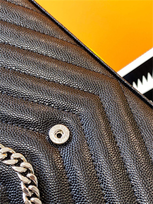 Y.S.L CLASSIC CASSANDRA CHAIN WALLET IN GRAIN DEPOUDRE LEATHER Black Color Silver Tone Metal