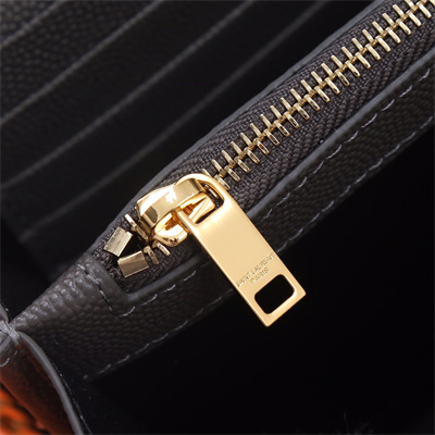 Y.S.L CLASSIC CASSANDRA CHAIN WALLET IN GRAIN DEPOUDRE LEATHER Grey Color Gold Tone Metal