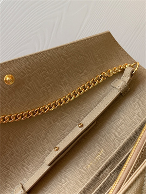 Y.S.L CLASSIC CASSANDRA CHAIN WALLET IN GRAIN DEPOUDRE LEATHER Beige Color Gold Tone Metal