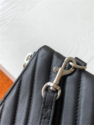 Y.S.L CASSANDRA MATELASS?? A5 POUCH IN QUILTED LEATHER Black Color Silver Tone Metal