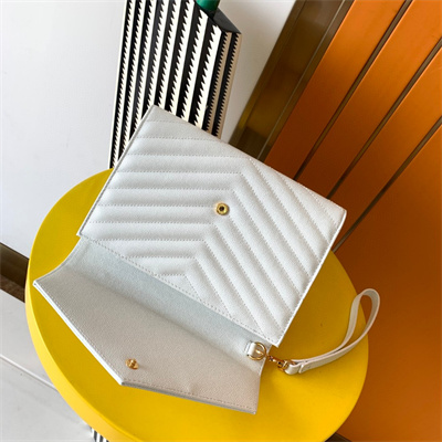 Y.S.L CASSANDRA MATELASS?? FLAP POUCH IN GRAIN DE POUDRE EMBOSSED LEATHER White Color Gold Tone Metal