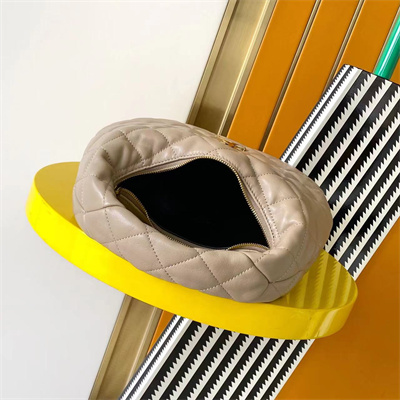 Y*L icarino in quilted nappa lambskin beige