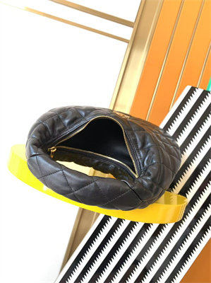 Y*L icarino in quilted nappa lambskin black