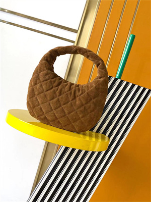 Y*L icarino in quilted suede cognac