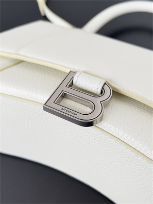 Women’s Hourglass Small Handbag Grained Calfskin In White