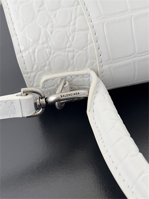 Women’s Hourglass Small Handbag Crocodile Embossed In White-Silver