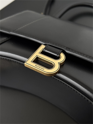 Women’s Hourglass Small Handbag Shiny Box Calfskin In Black