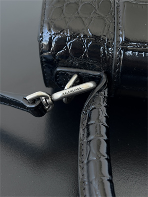 Women’s Hourglass Small Handbag Crocodile Embossed In Black-Silver