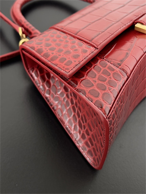 Women’s Hourglass Small Handbag Crocodile Embossed In Red