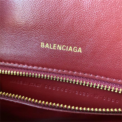 Women’s Hourglass Small Handbag Crocodile Embossed In Burgundy