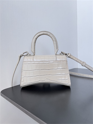 Women’s Hourglass XS Handbag Crocodile Embossed In Lt Beige-Silver