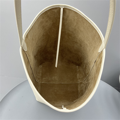 T*e R0w park n/s large tote bag grained calfskin white color