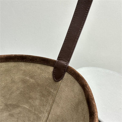 T*e R0w park n/s medium tote bag dk brown suede