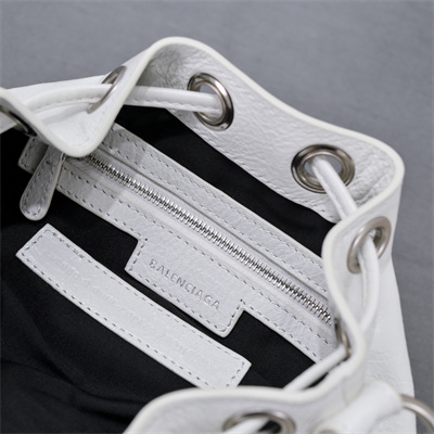 Women’s Le Cagole XS Bucket Bag In Arena Lambskin White Color