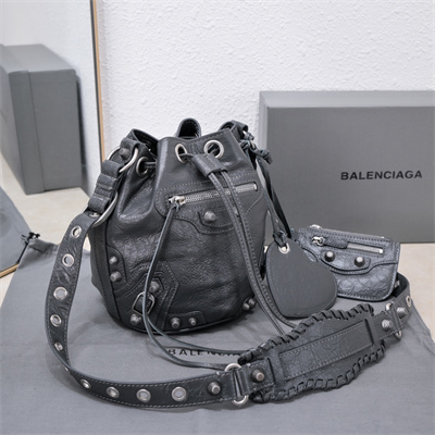 Women’s Le Cagole XS Bucket Bag In Arena Lambskin Dk Grey Color